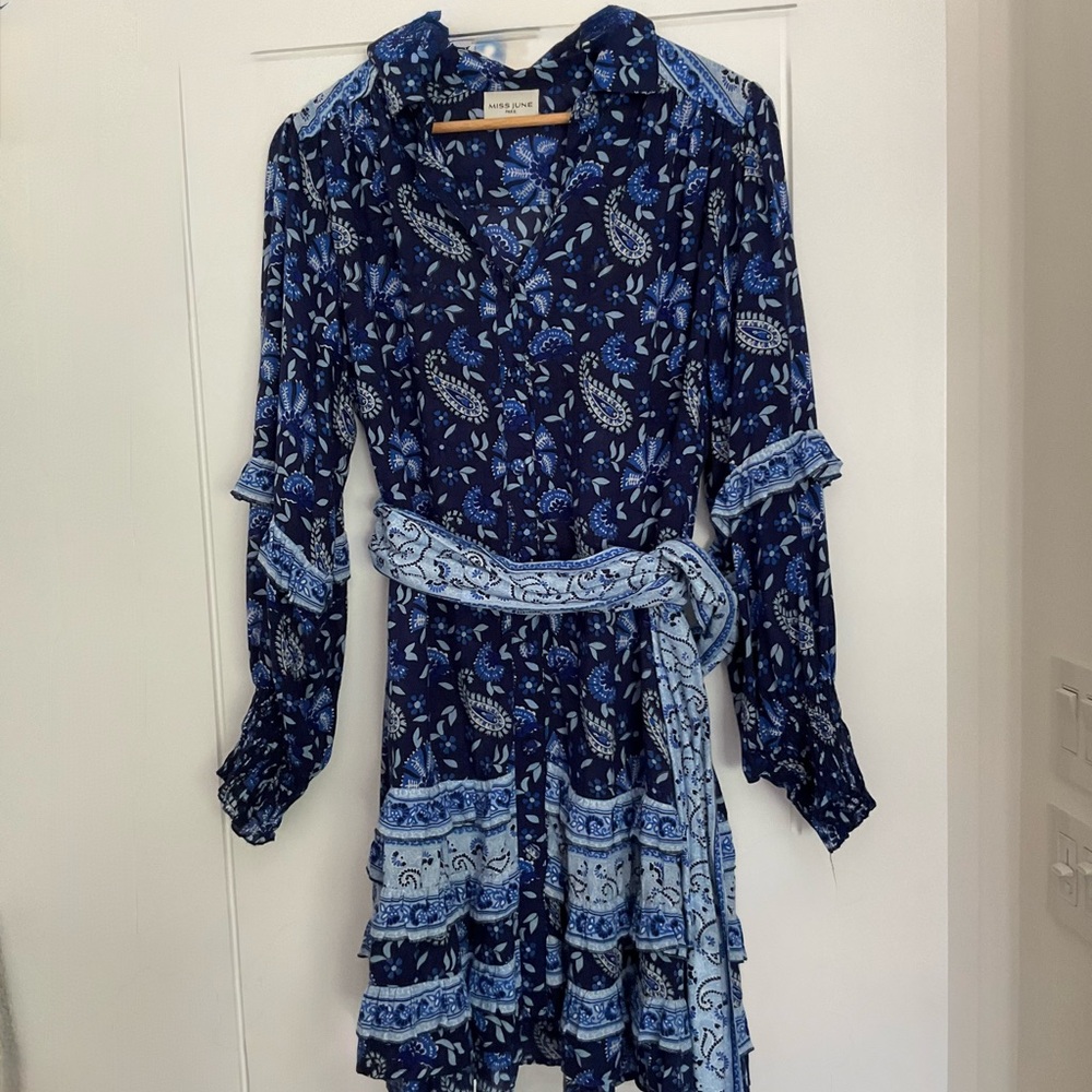 Chic Long Sleeve Floral Dress in Navy and Light Blue